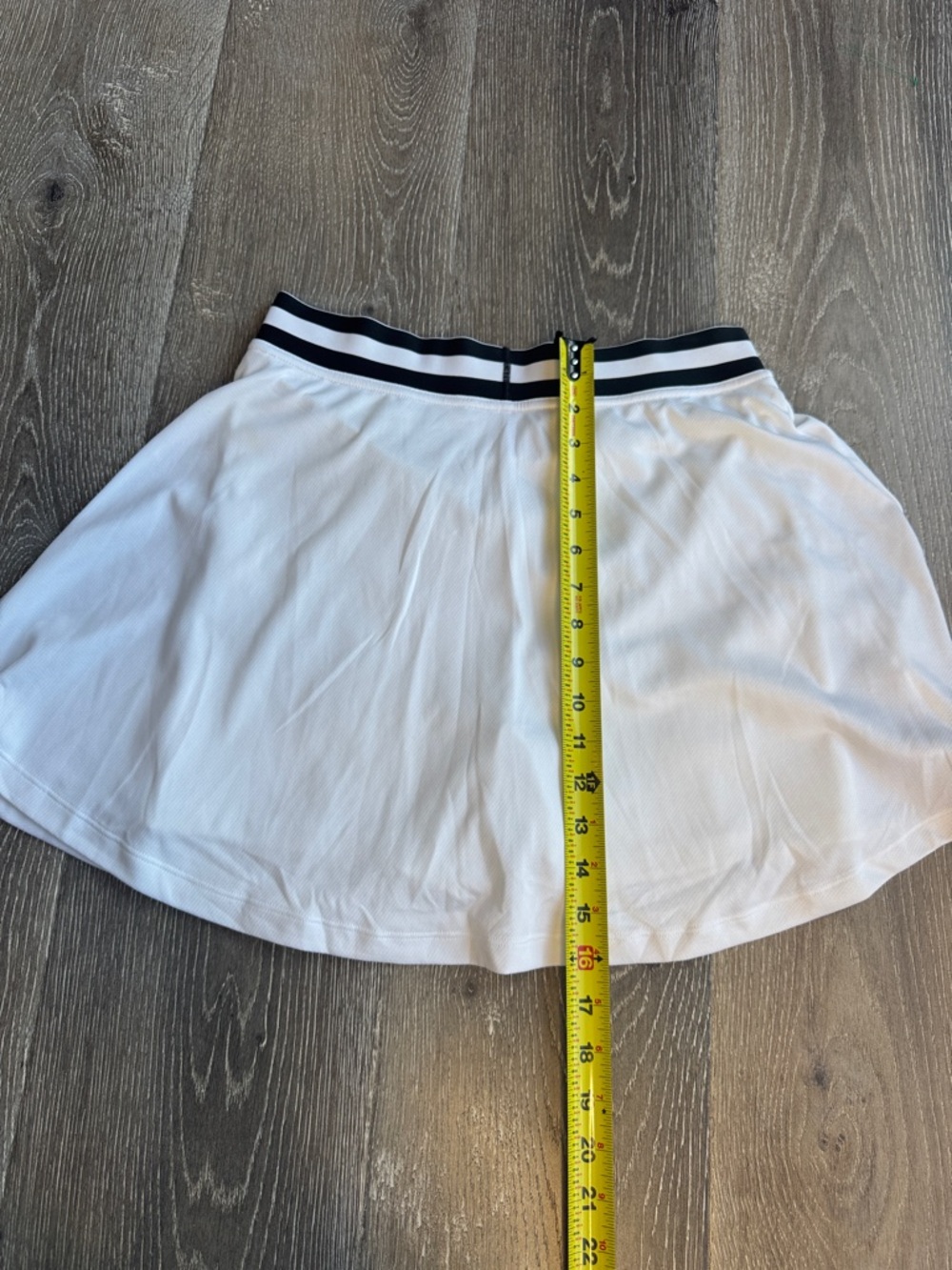 Nike White Pleated Dry-Fit Tennis Skort with Black Striped Waistband MK0582 - Picture 5 of 5
